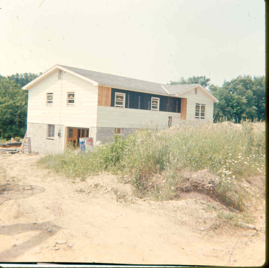 [1966-10+the+house.jpg]
