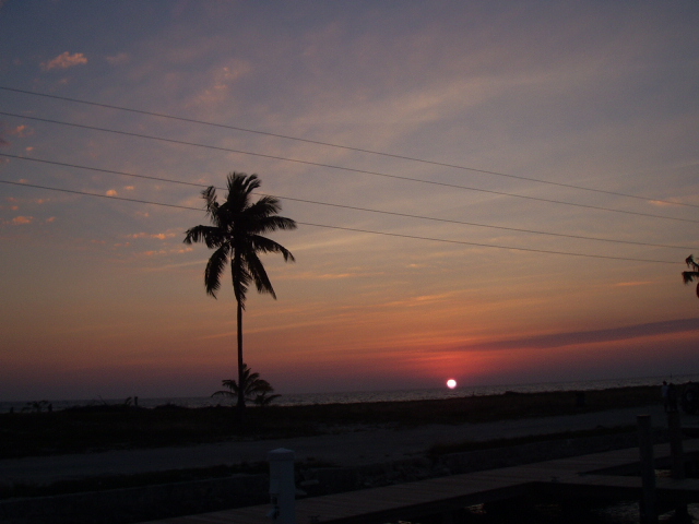 [Sunset+from+Cape+Eleuthra+Marina.JPG]