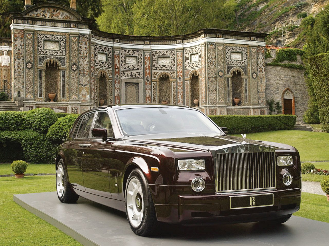 [Rolls-Royce-Phantom-Concours-Italy-1280x960.jpg]