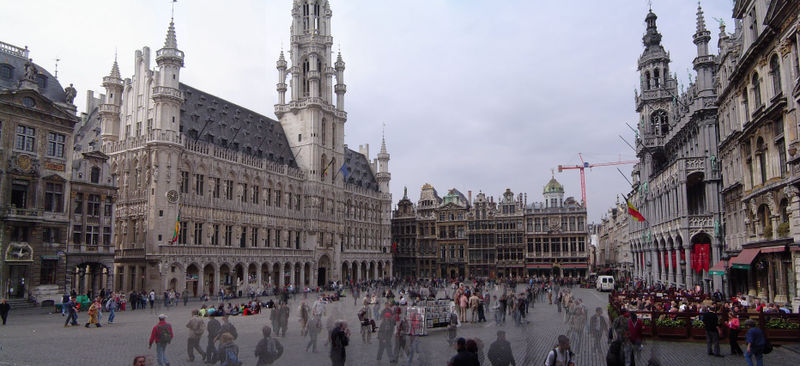 [800px-Grand_place_brussels.jpg]
