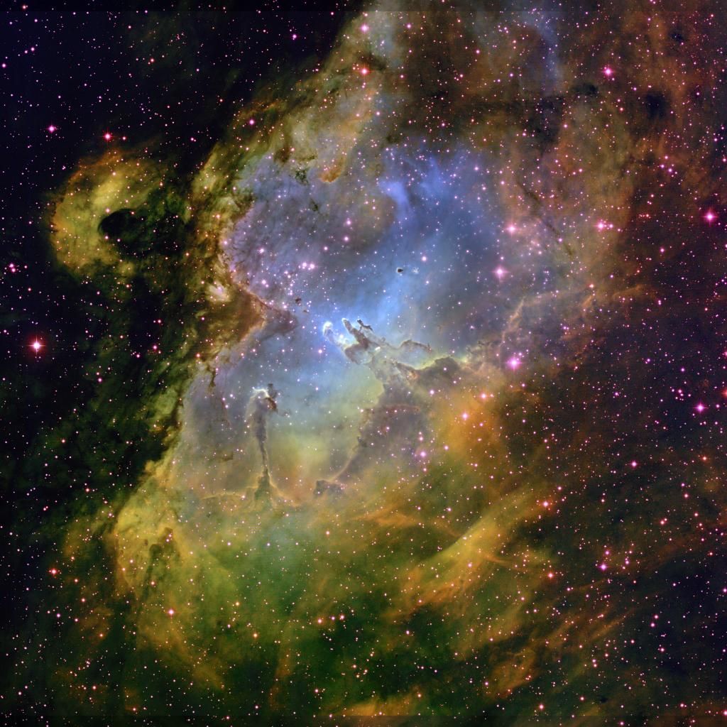 [hubble-eagle-nebula-wide-field-04086y.jpg]