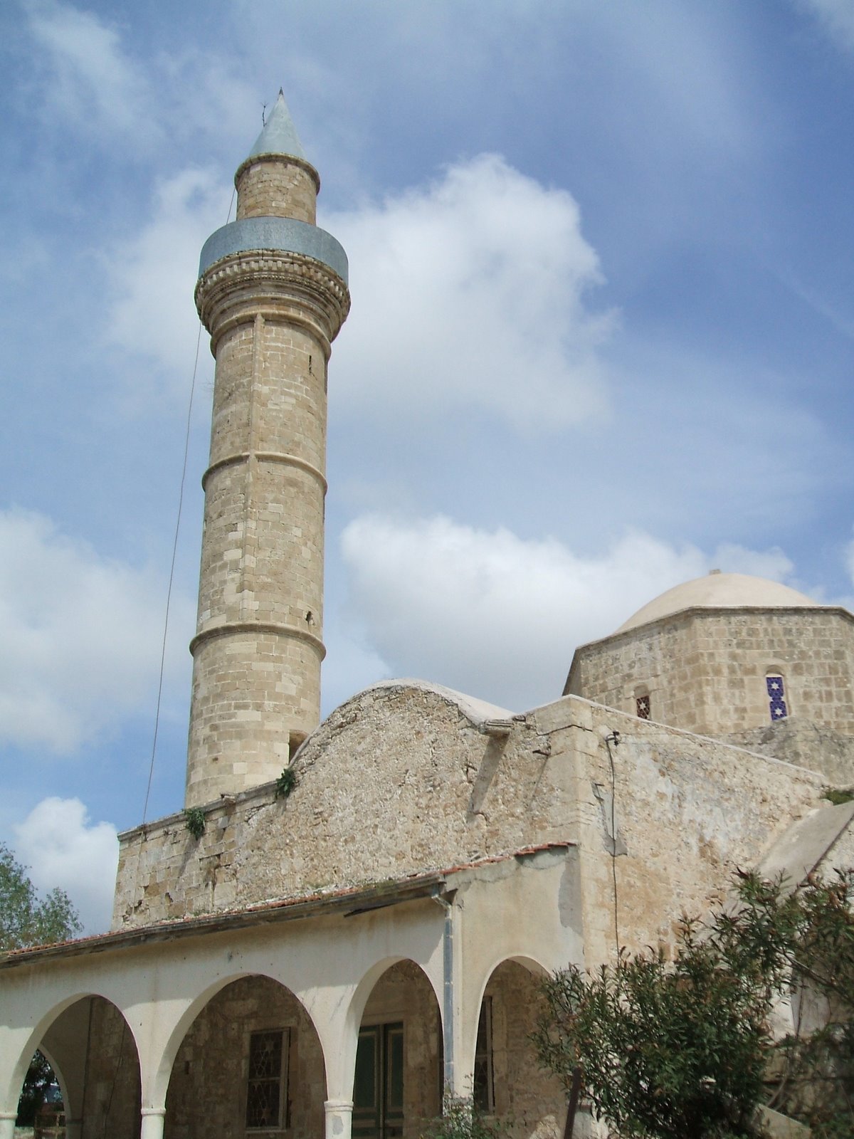 [mosque_pano_paphos.jpg]