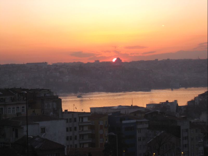 [istanbul+sundown.jpg]