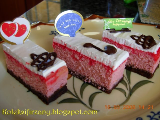 [strawberry+cheese+cake+1.jpg]