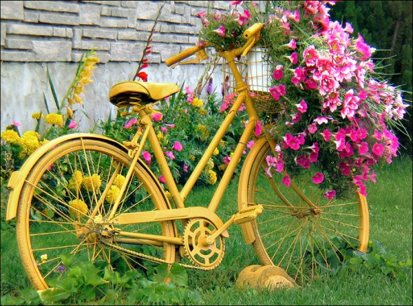 [yellow+bicycle+01.jpg]