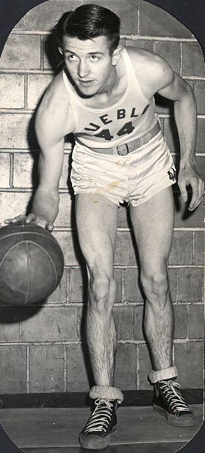 [Lou+basketball+1946.jpg]