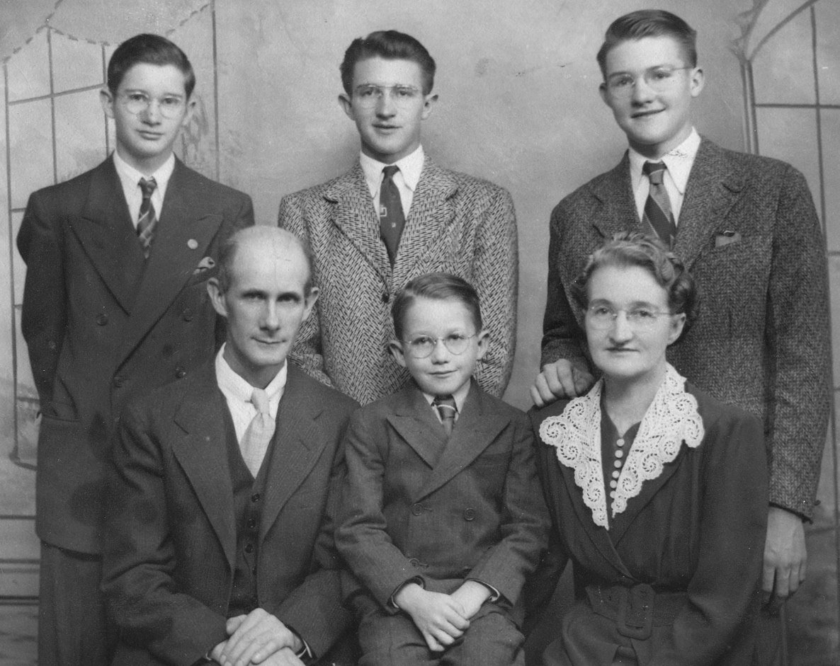 [family+1940.jpg]