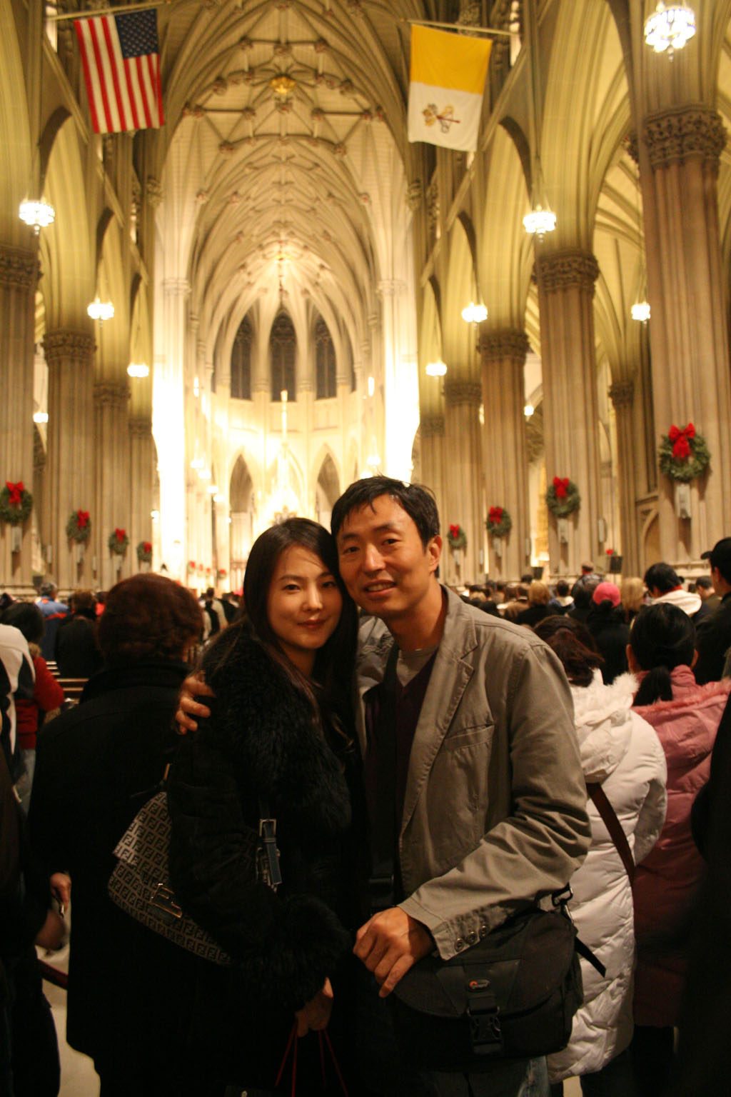 [03.Couple+in+Cathedral.jpg]