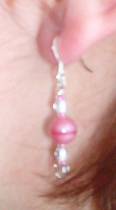 [Holly's_pink_earrings.jpg]