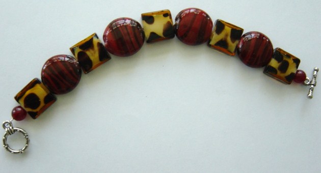 [Diedry's+leopard+bracelet.JPG]