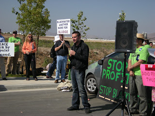 Author Jeremy Scahill joins San Diegans in Fight Against Blackwater