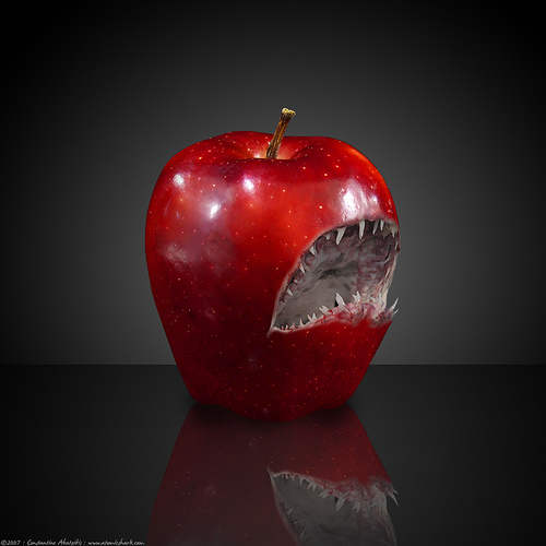 [shark+apple.jpg]
