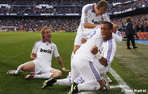 [Celebraciýn_del_Real_Madrid.jpg]