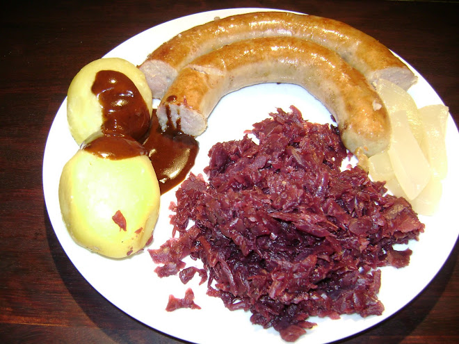 Denish Sausage, Red cabbage, New potatoes, Gravy or Brown Sauce.