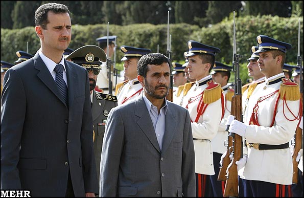 [Ahmadinejad+arriving+in+Damascus.19+Jul+07.jpg]