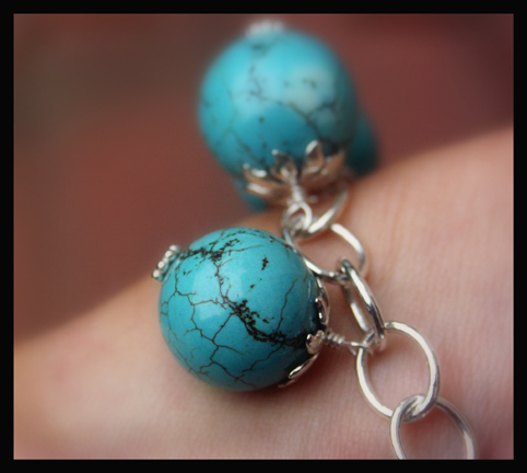 [turquoise+beads.jpg]