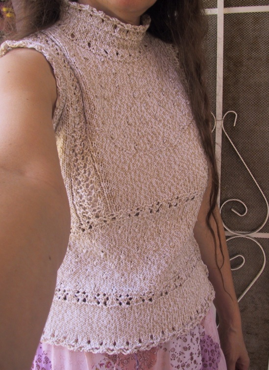 [High+Neck+Lace+Top+2.jpg]