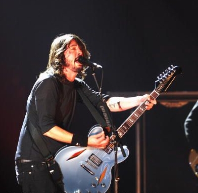 [grohl1.jpg]