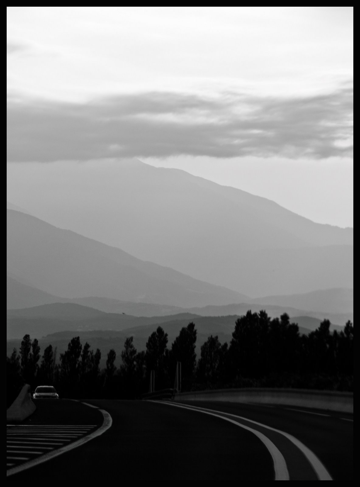 [mountains3.jpg]