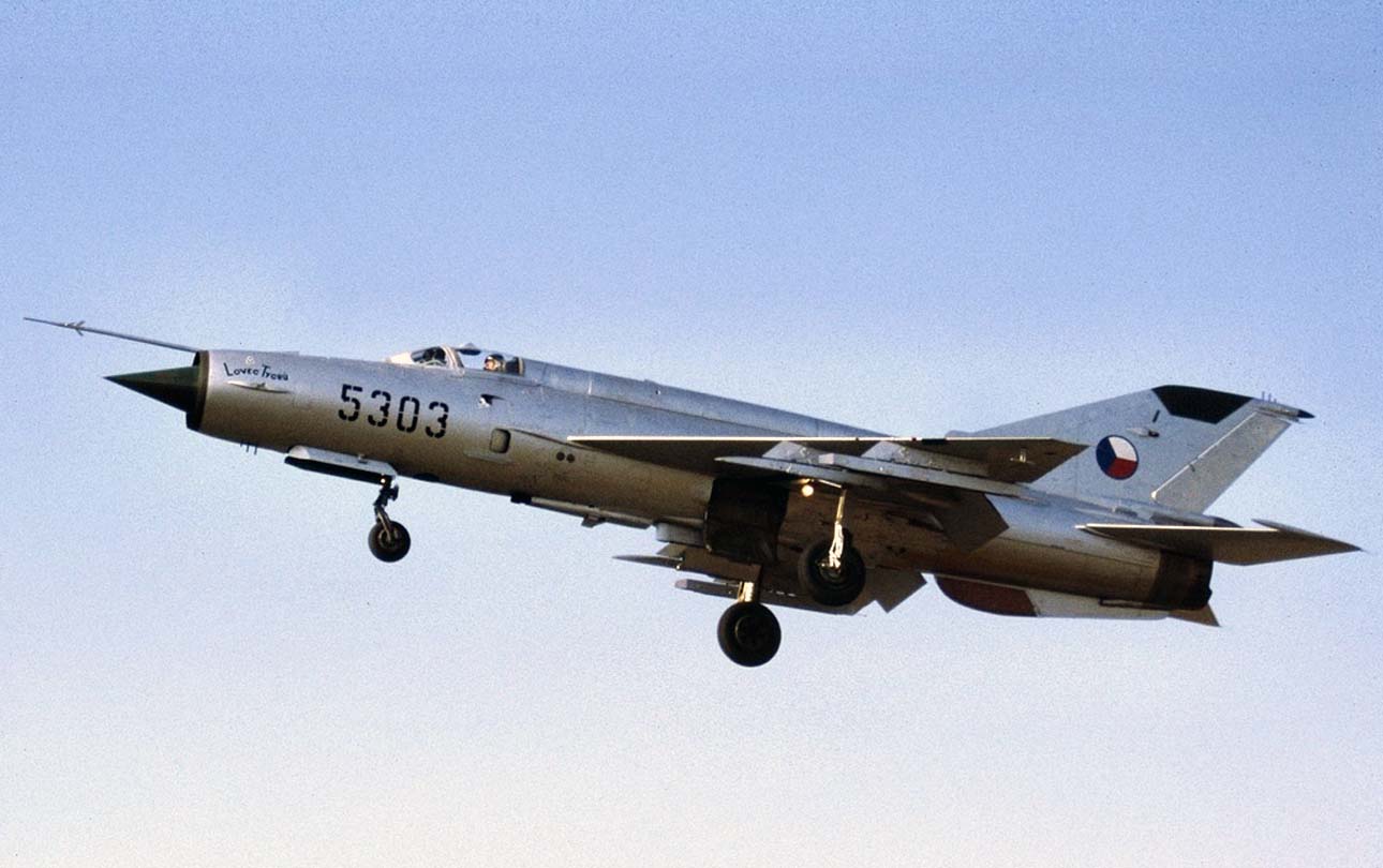 [MiG-21(11).jpg]