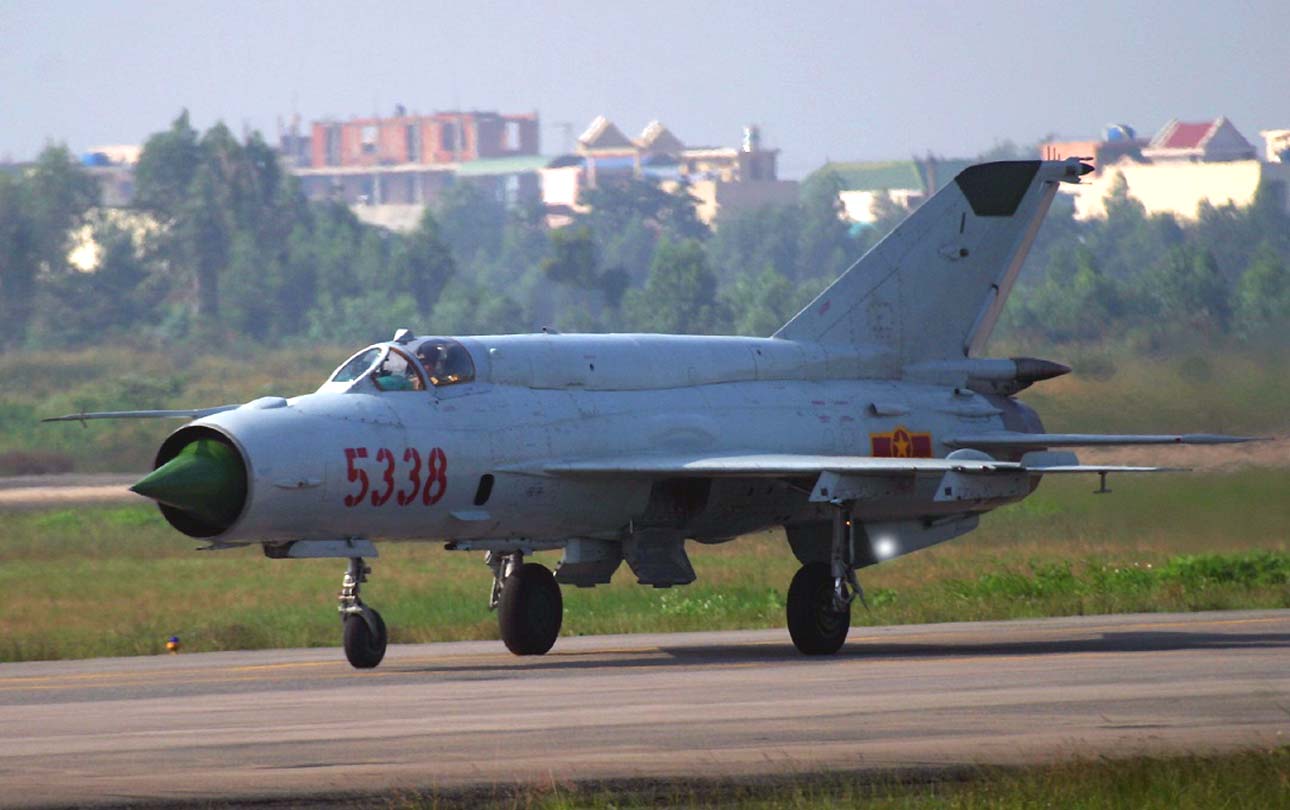 [MiG-21(15).jpg]
