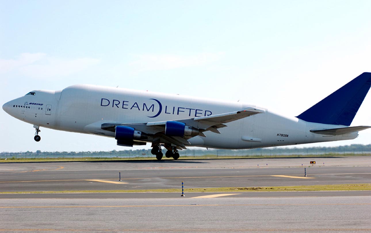 [747-400_Dreamlifter-4.JPG]