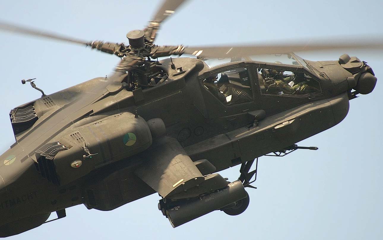 [AH-64(01aaa).jpg]