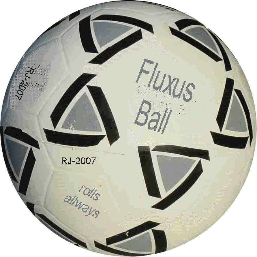 [ballon-football-rubber_fluxus.jpg]