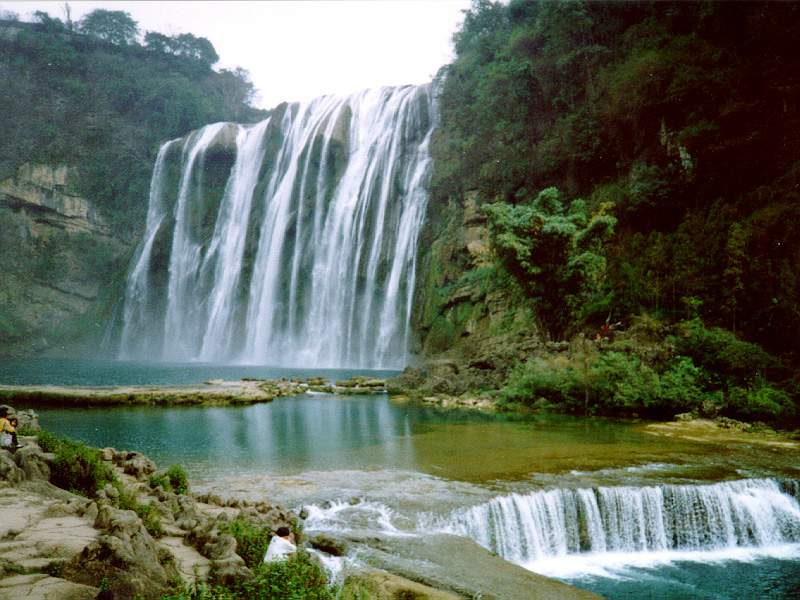 [Huangguoshu-Waterfall.jpg]