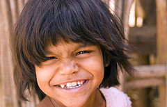 [Indian+child+grin.jpg]