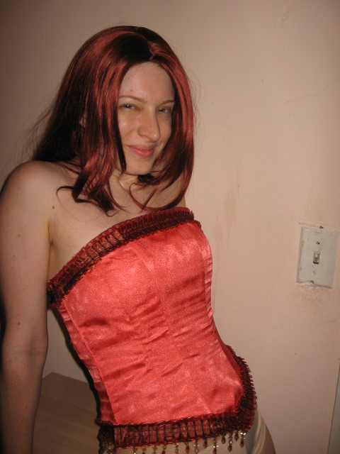 [red+snapper+corset+&+wig.jpg]
