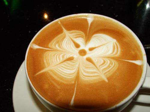 [latte_art_081.jpg]