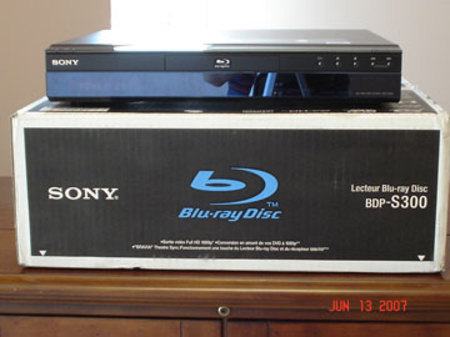 [sony_bdp_s300_blu_ray_player_review.jpg]