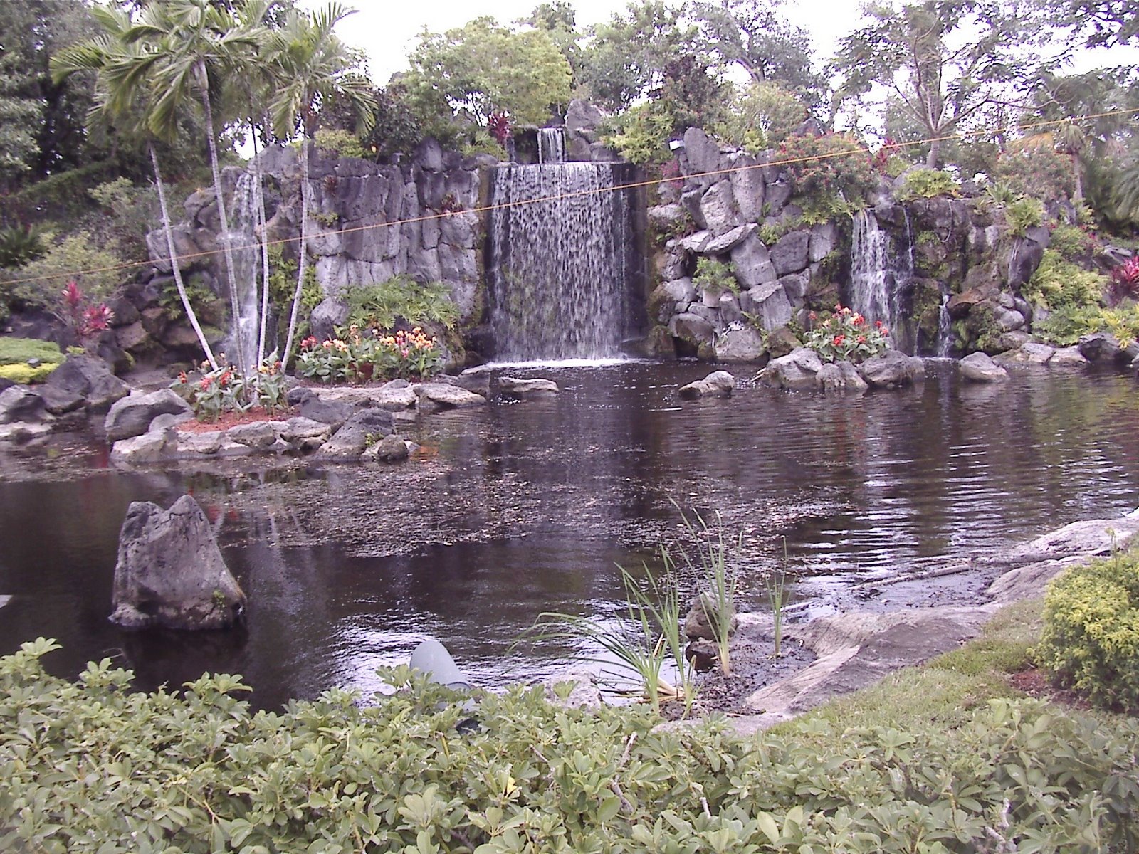 [10.Waterfall.JPG]