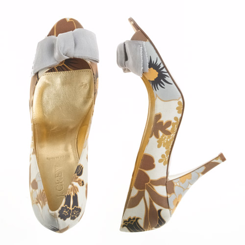 [Liza+patterned+peep-toe+heels+4.jpg]