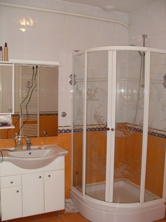[Bathroom.JPG]