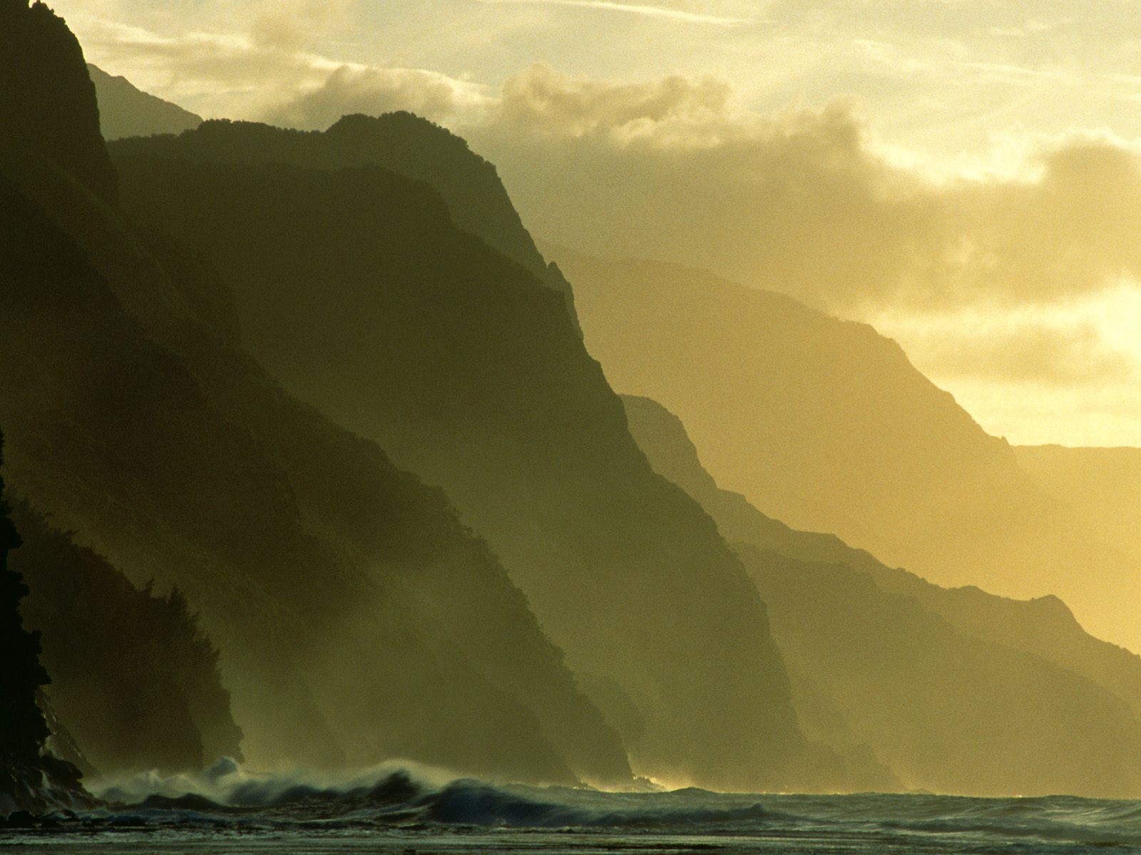 [Na-Pali-Coast-at-Sunset-Kauai-Hawaii.jpg]