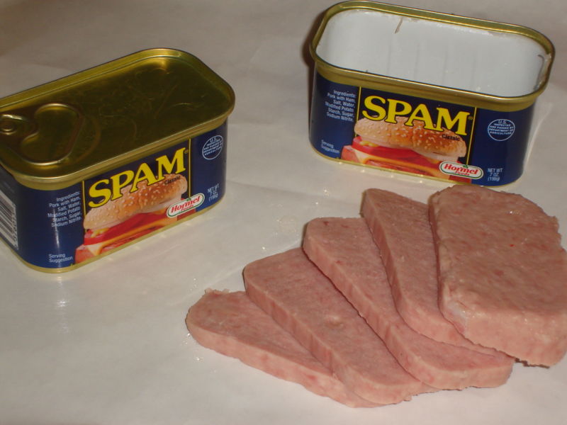 [800px-Spam_with_cans.jpeg]