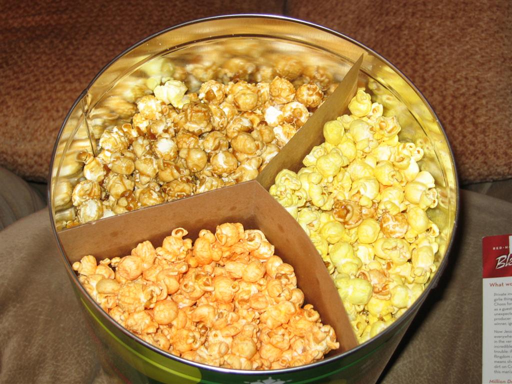 [Popcorn+tin+2+(Large).JPG]