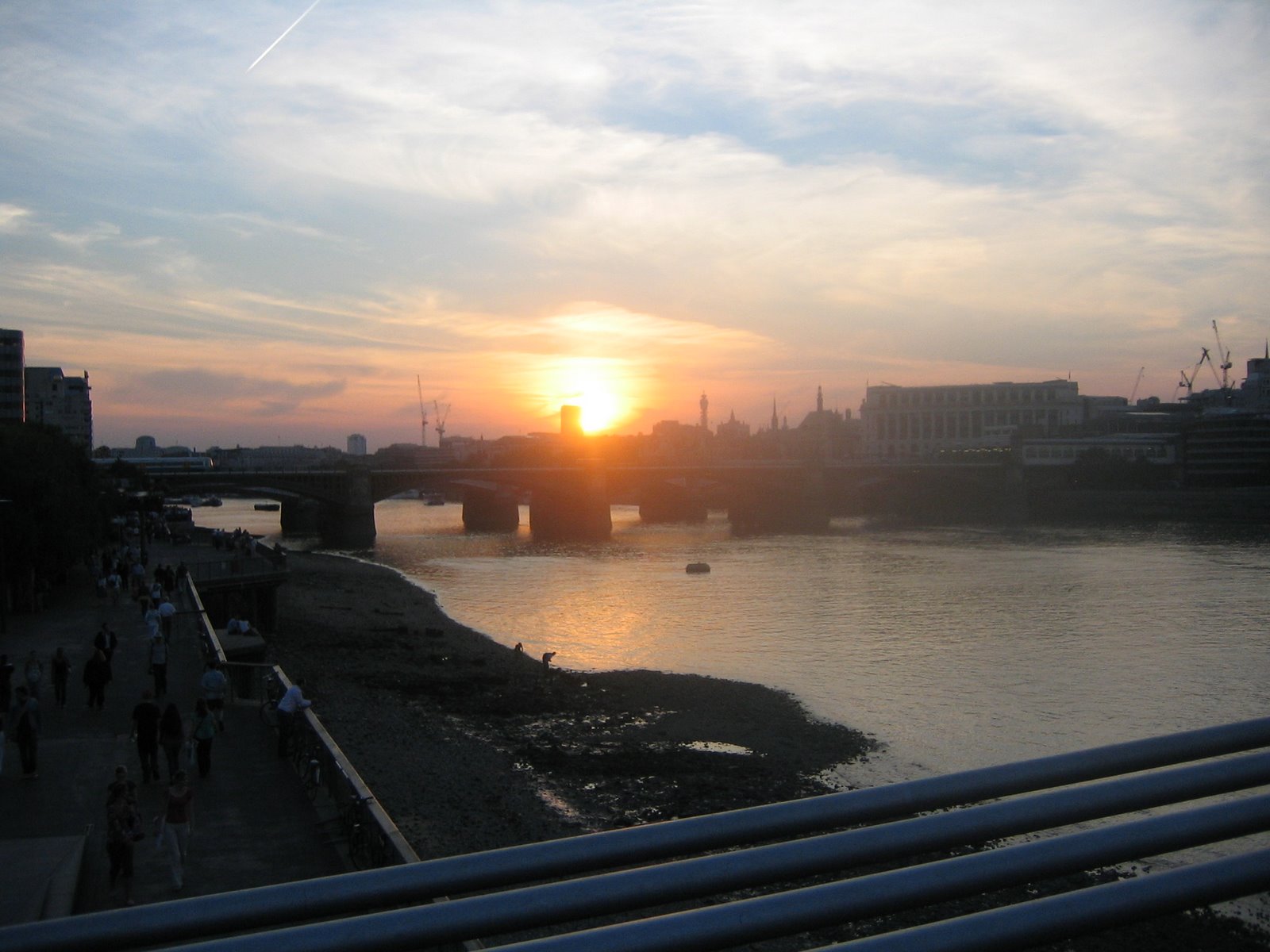 [Sunlit+Thames.jpg]
