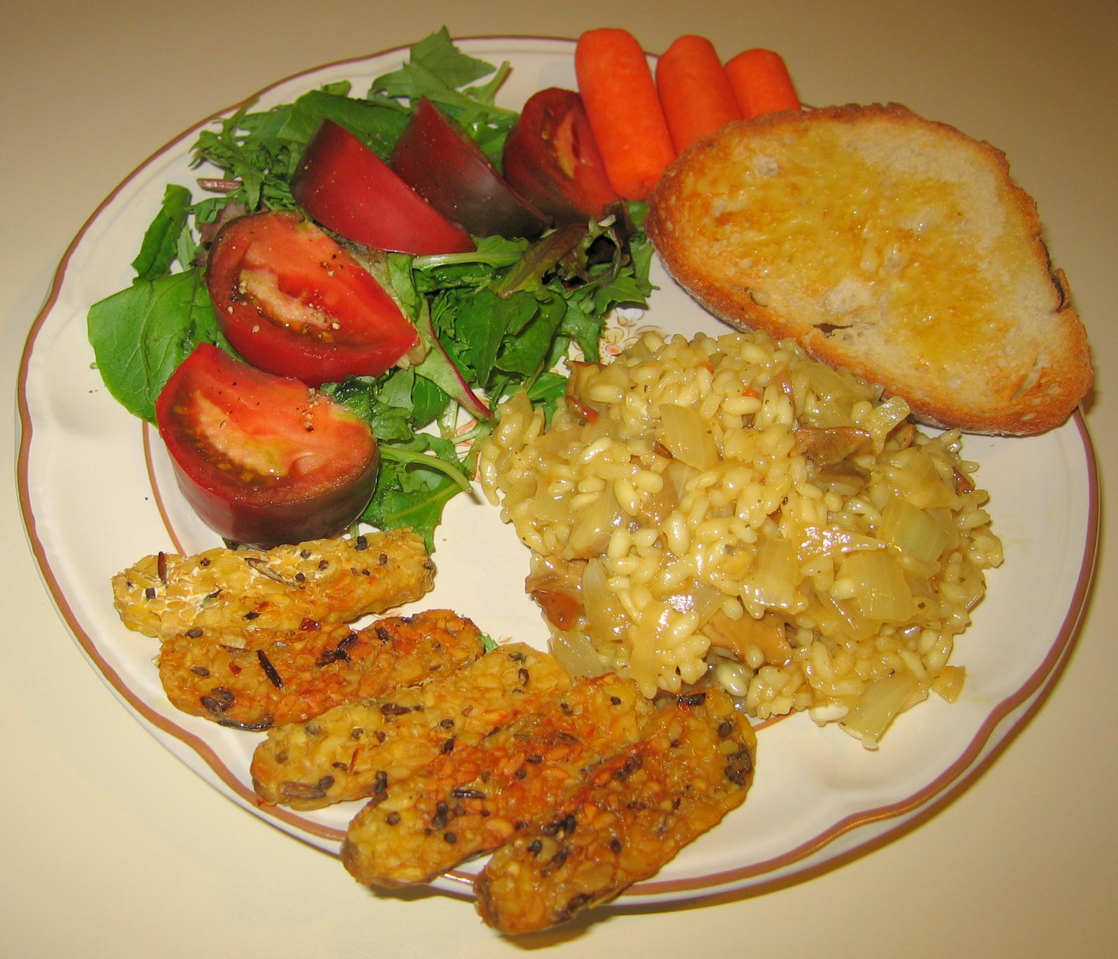 [20071010+Porcini+Mushroom+Risotto+with+Tempeh.jpg]