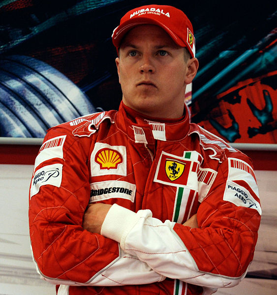 [563px-Kimi_Raikkonen_qualifying.jpg]
