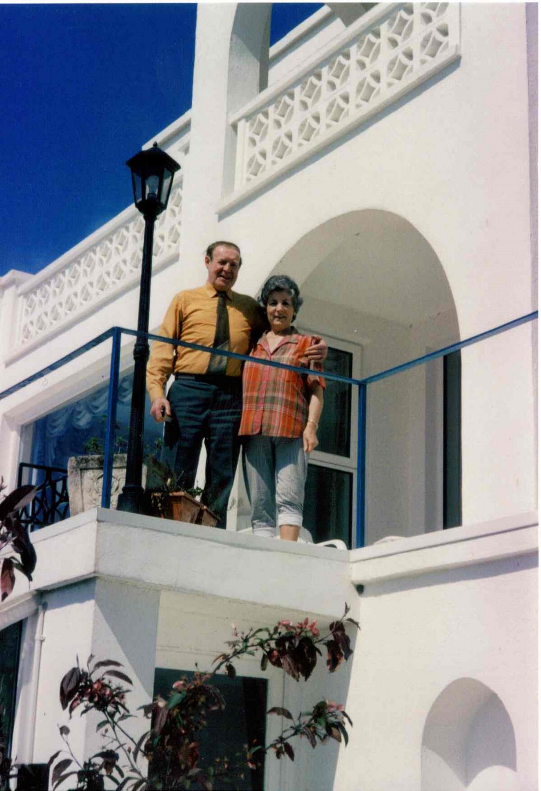 [dad+and+Aunt+Rose,+Summer+1995.jpg]