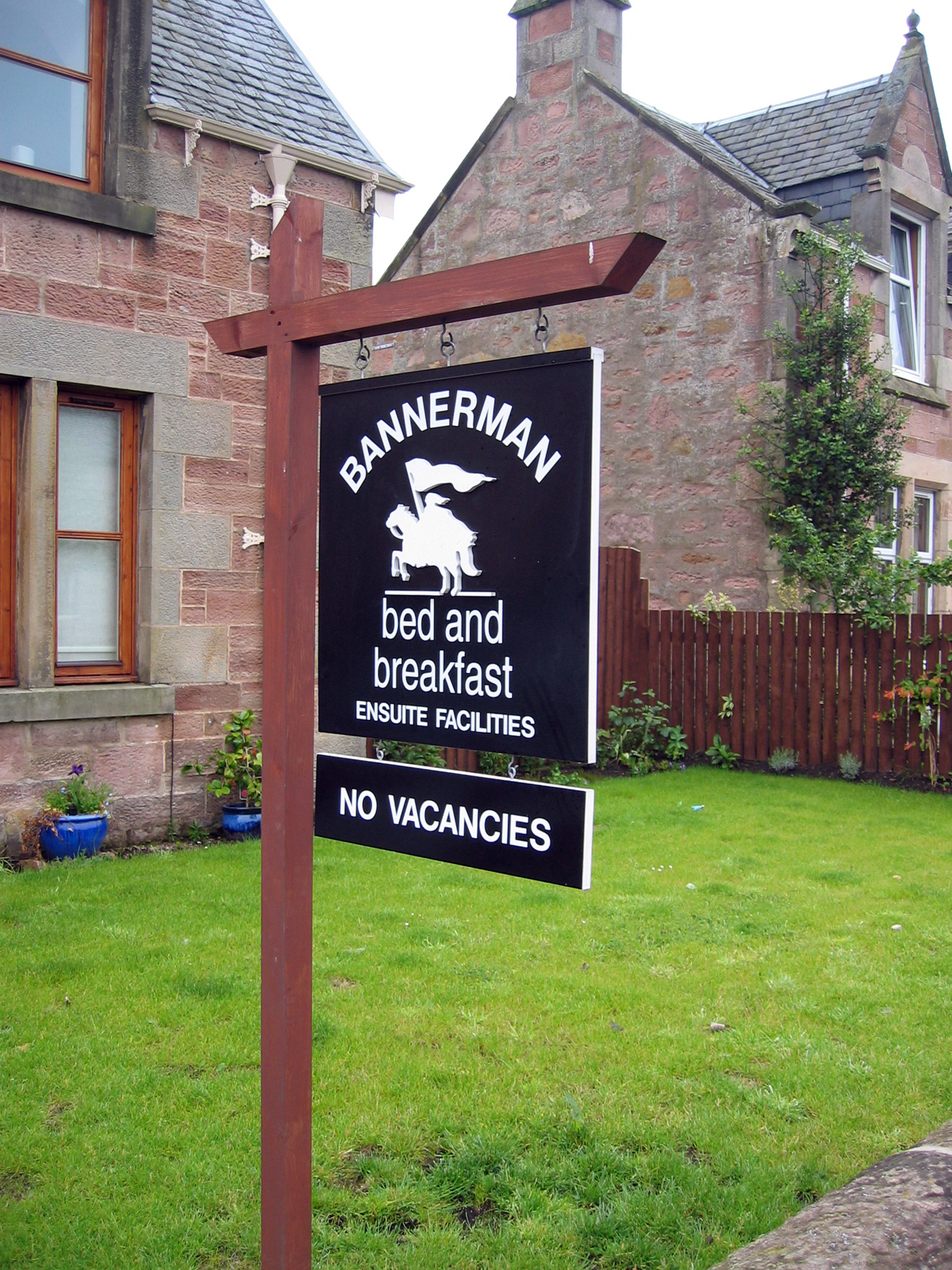 [03+Bannerman+Bed+&+Breakfast+-+Inverness.jpg]
