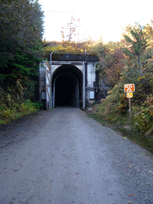 [tunnel-east.gif]