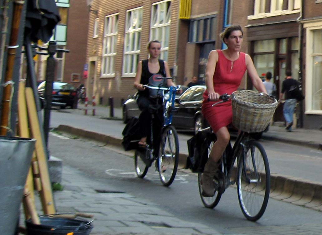 [amspt7s_amsterdam_bicycle_dres.jpg]