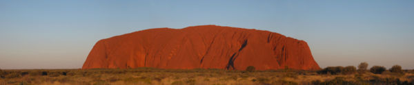 [600px-Uluru_Panorama.jpg]