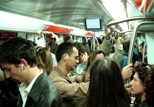 [crowded+subway.jpg]