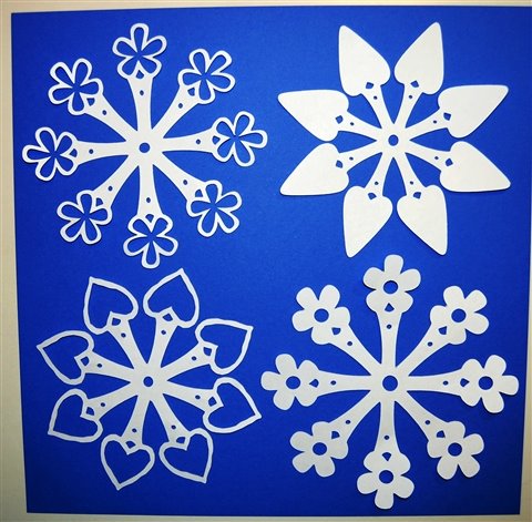 [four+fab+finds+snowflakes.jpg]