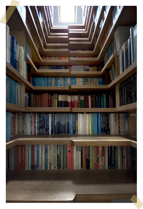 [Stairs-Bookshelves2+copia.jpg]
